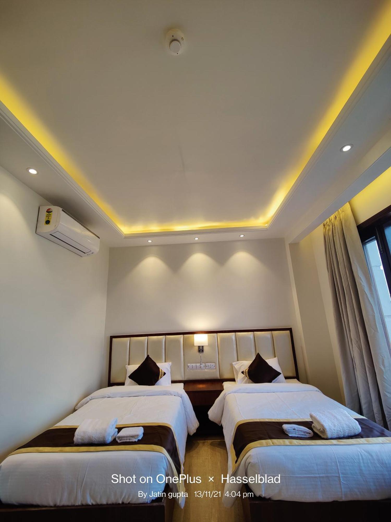 Mds Royal Resort Tulsipur Екстер'єр фото